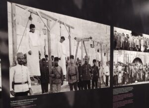 Photographies d'archives présentées au Musée-Institut du génocide arménien